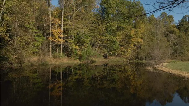 a view of a residential houses
