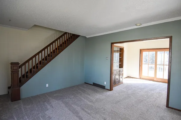 $204,999 | 203 East Fletcher Avenue, Warren, MN 56762