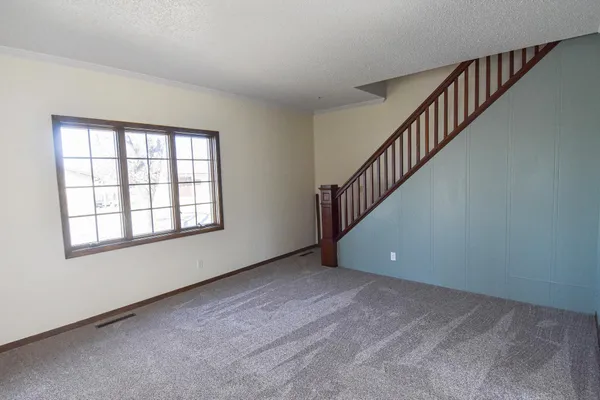 $204,999 | 203 East Fletcher Avenue, Warren, MN 56762