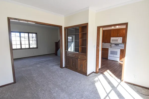 $204,999 | 203 East Fletcher Avenue, Warren, MN 56762