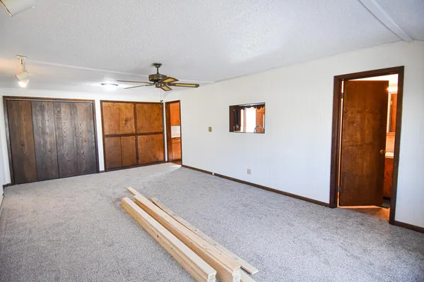 $204,999 | 203 East Fletcher Avenue, Warren, MN 56762