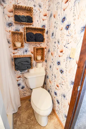 $204,999 | 203 East Fletcher Avenue, Warren, MN 56762
