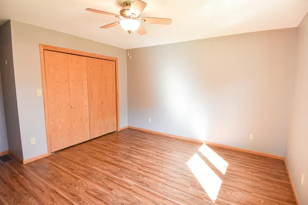 $204,999 | 203 East Fletcher Avenue, Warren, MN 56762