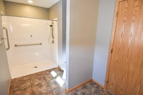 $204,999 | 203 East Fletcher Avenue, Warren, MN 56762