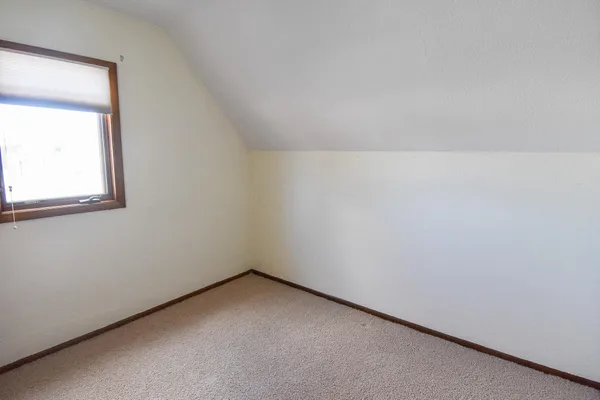 $204,999 | 203 East Fletcher Avenue, Warren, MN 56762