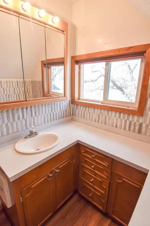 $204,999 | 203 East Fletcher Avenue, Warren, MN 56762