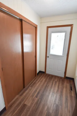 $204,999 | 203 East Fletcher Avenue, Warren, MN 56762