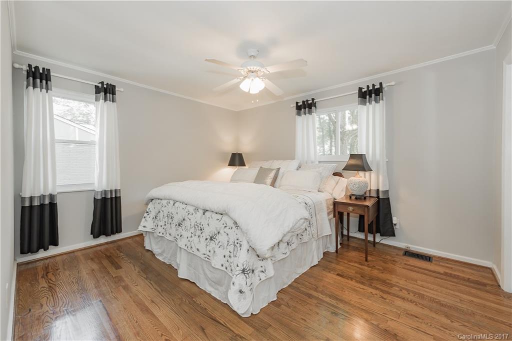 5140 Valley Stream Road Charlotte, NC 28209 - Photo 12 of 24 Gallery Image 12