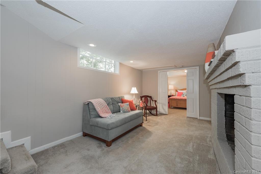 5140 Valley Stream Road Charlotte, NC 28209 - Photo 17 of 24 Gallery Image 17