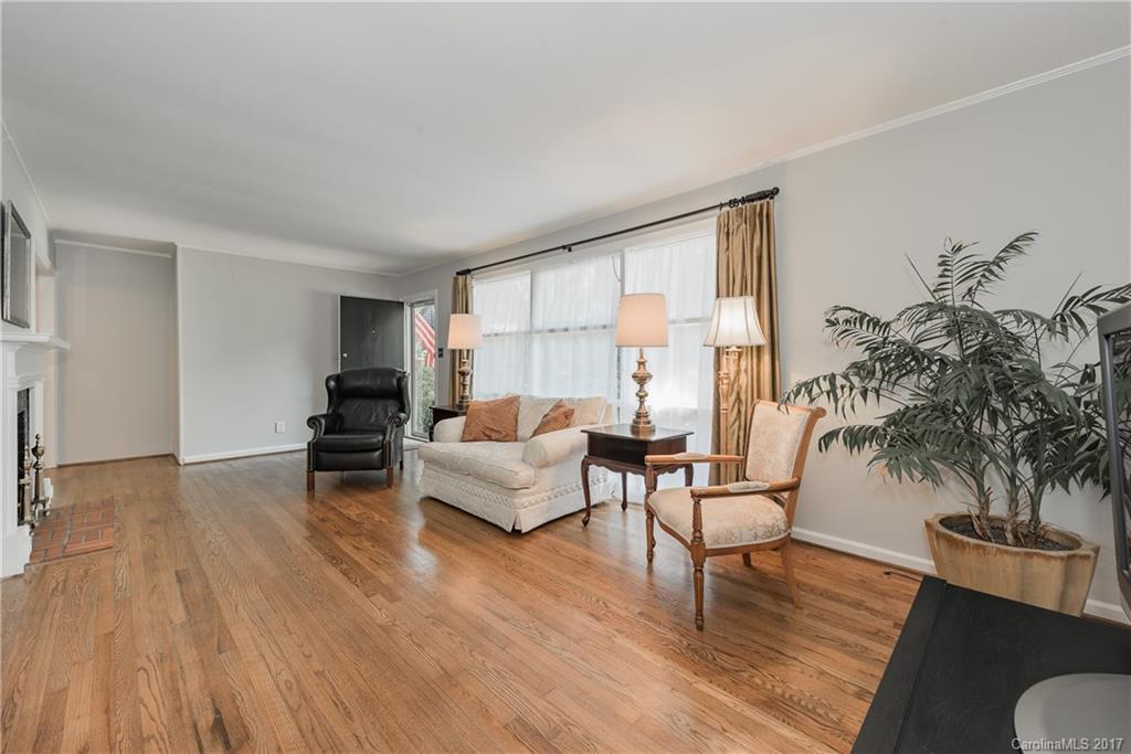 5140 Valley Stream Road Charlotte, NC 28209 - Photo 5 of 24 Gallery Image 5
