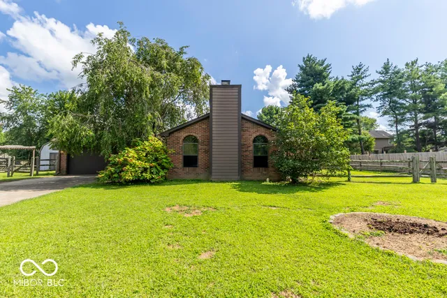 $255,000 | 11331 Bloomfield Court, Indianapolis, IN 46259