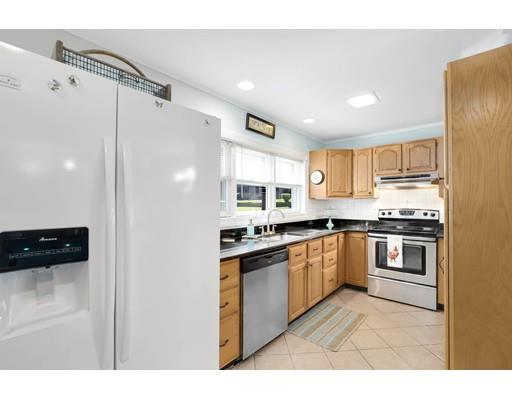 18 Sunset Road Ashland, MA 01721 - Photo 7 of 26