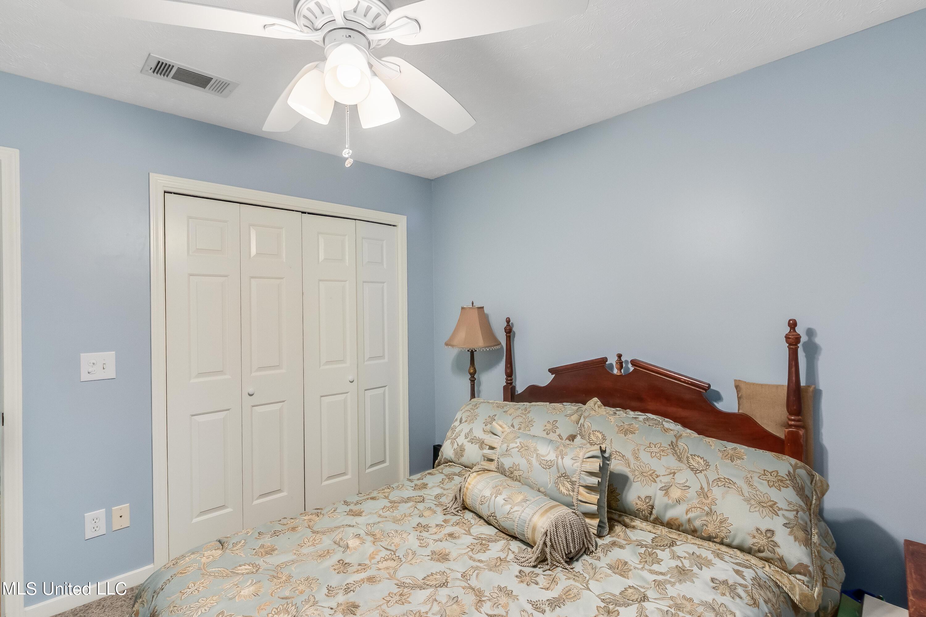 546 Oak Ridge Way Pearl, MS 39208 - Photo 19 of 23 546 Oak Ridge Way-14