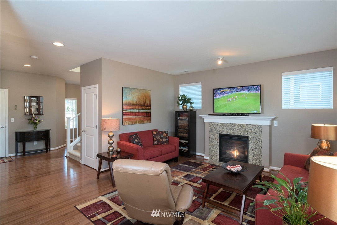 17722 39th Avenue Southeast Bothell, WA 98012 - Photo 8 of 15 Gallery Image 8