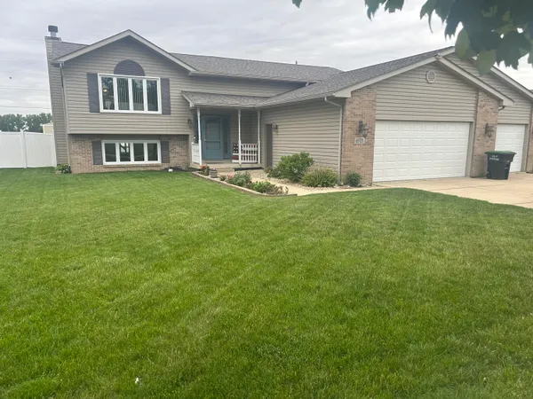 $479,000 | 6713 Silver Cloud Drive, Portage, IN 46368