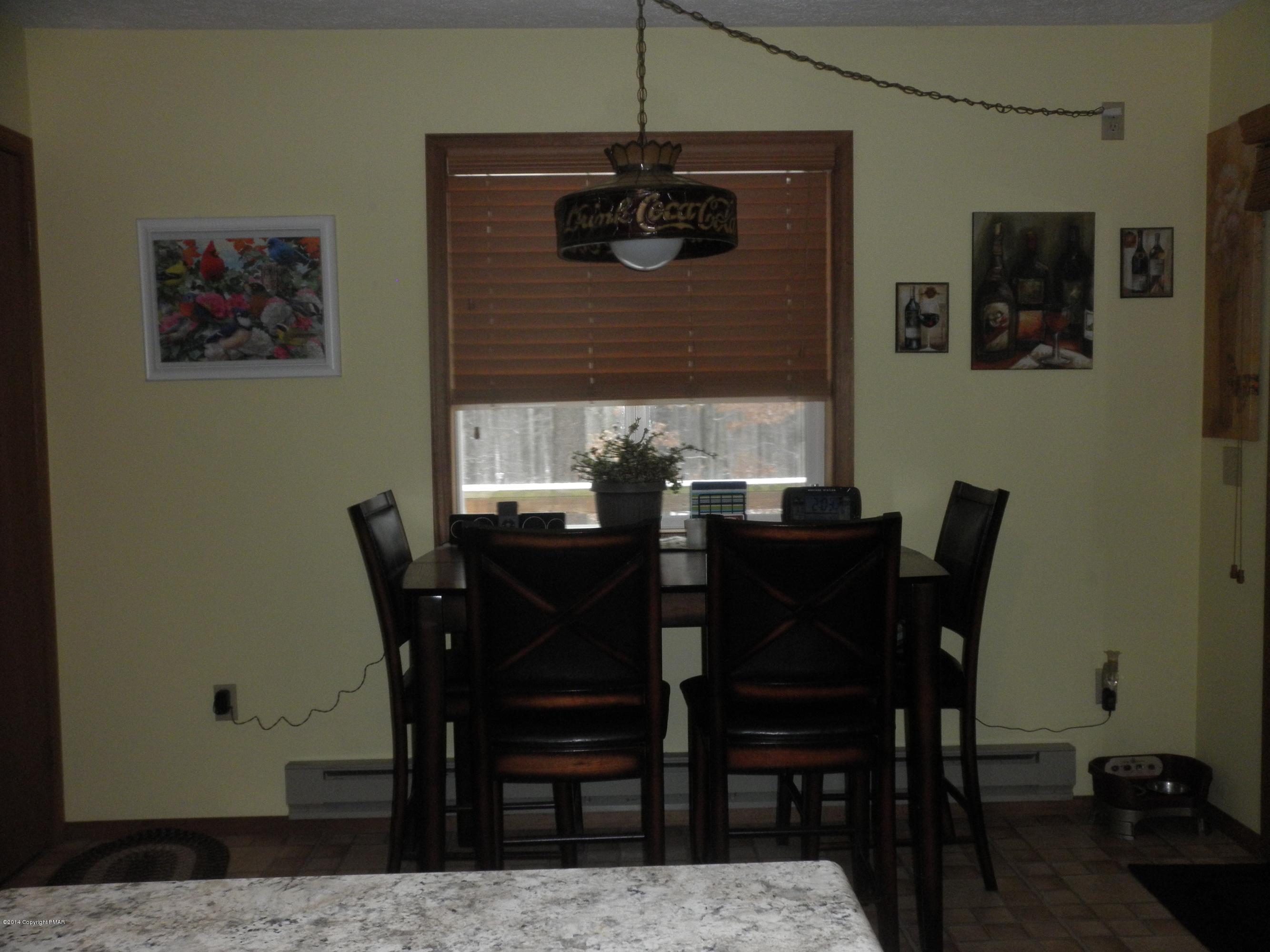 1025 Ridge Road Newfoundland, PA 18445 - Photo 17 of 45 Eat In Kitchen Dining Area