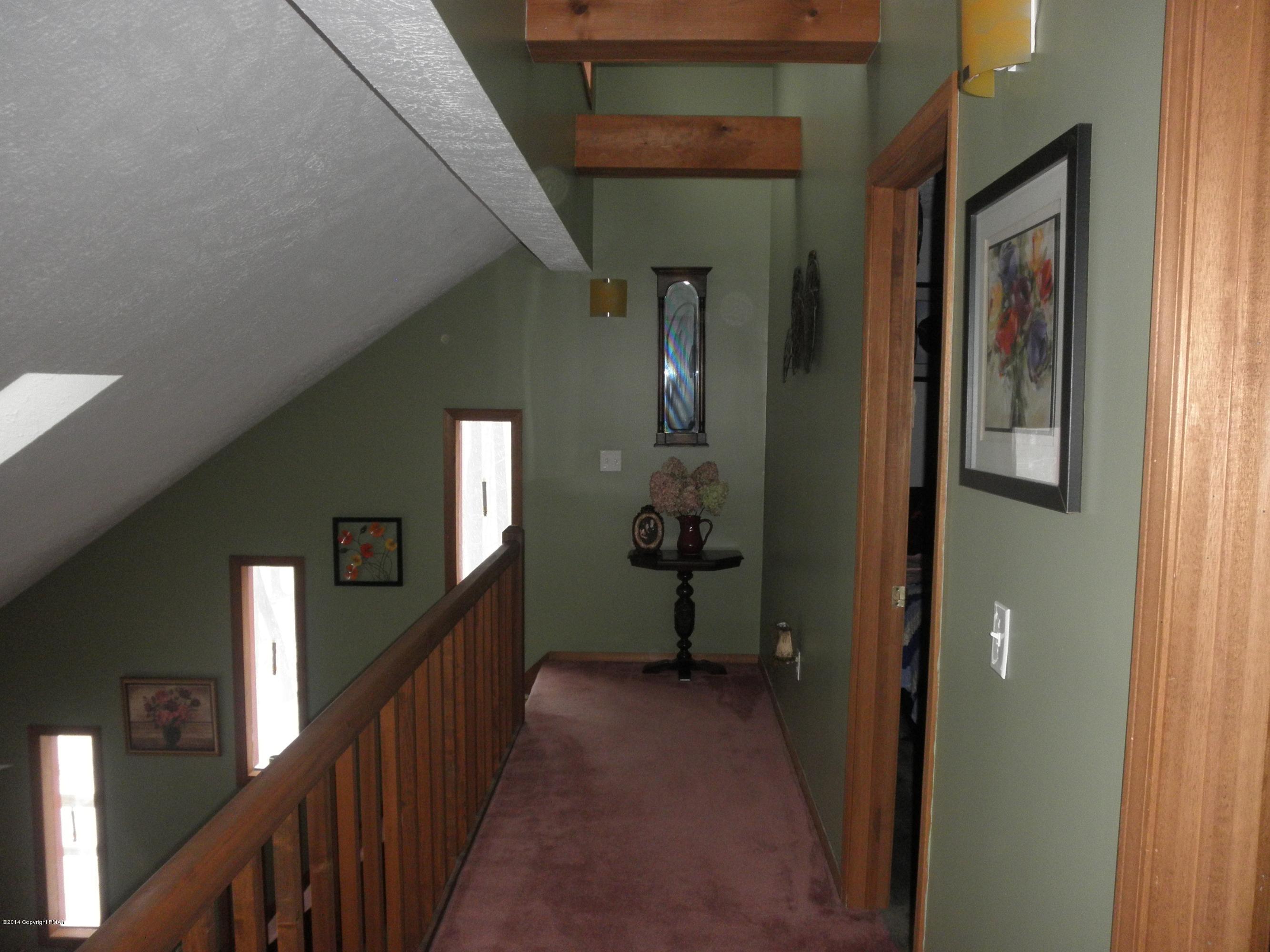 1025 Ridge Road Newfoundland, PA 18445 - Photo 23 of 45 Loft to Bedrooms