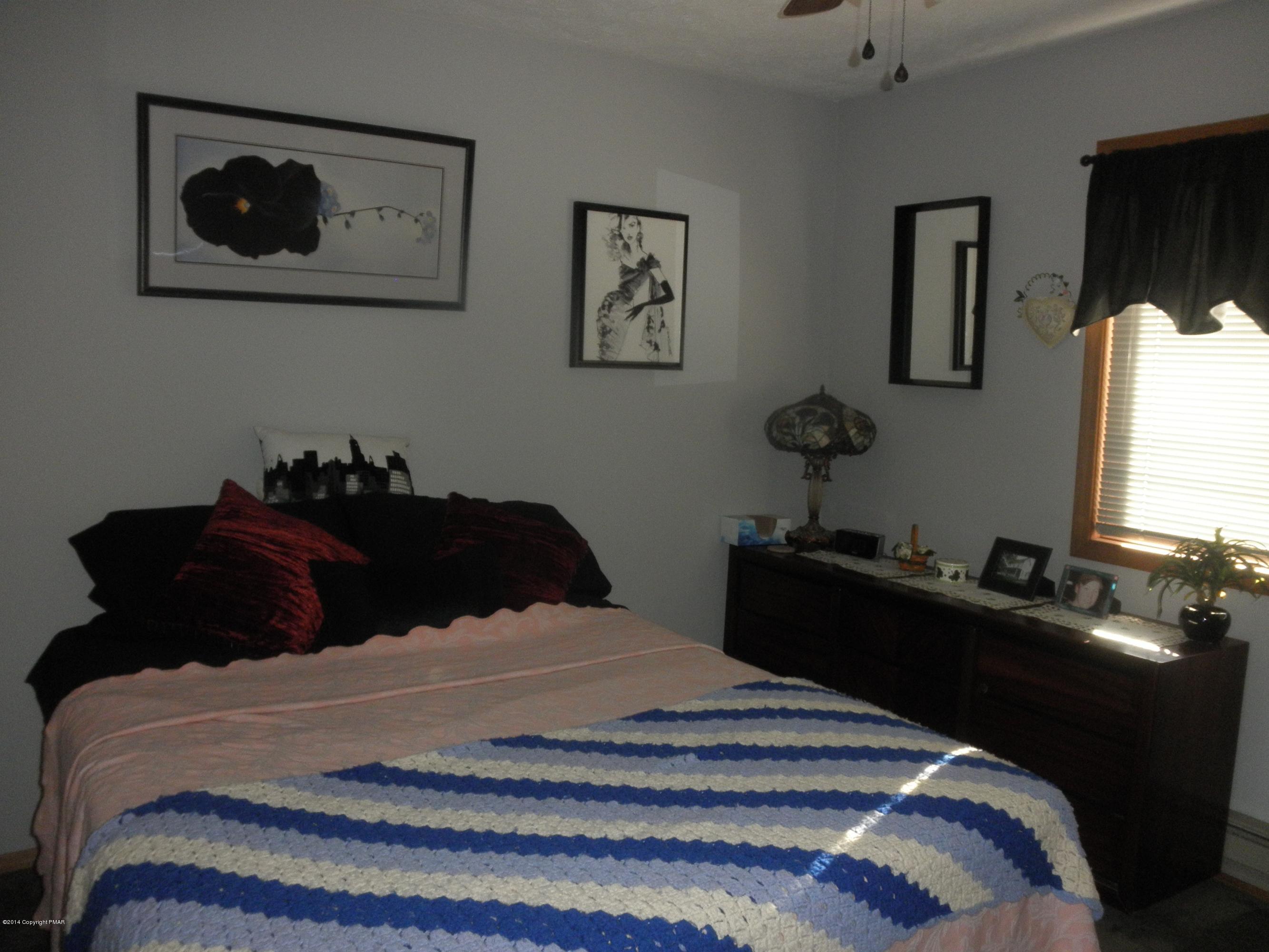 1025 Ridge Road Newfoundland, PA 18445 - Photo 35 of 45 Bedroom 3