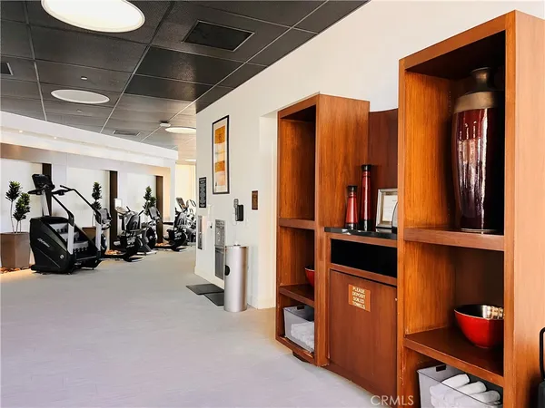 $4,550 | 5055 Scholarship, Irvine, CA 92612