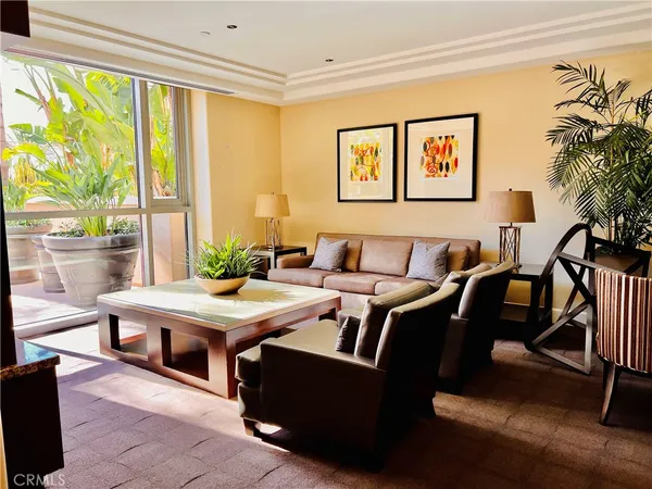 $4,550 | 5055 Scholarship, Irvine, CA 92612