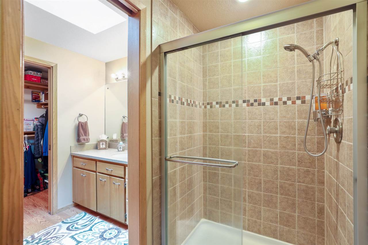 18005 North Saddle Hill Road Colbert, WA 99005 - Photo 10 of 20
