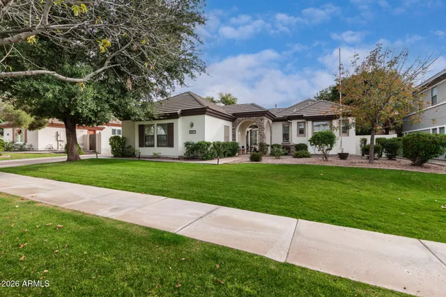 $765,000 | 3157 East Park Avenue, Gilbert, AZ 85234