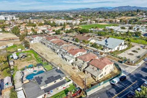 $1,250,000 | 789 Michael Ct Vista, Vista, CA 92081