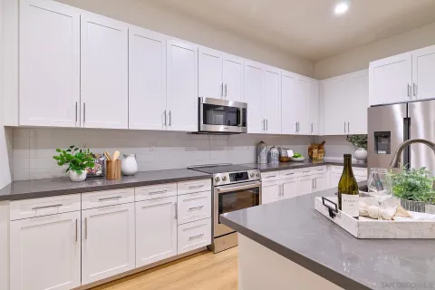 $1,250,000 | 789 Michael Ct Vista, Vista, CA 92081