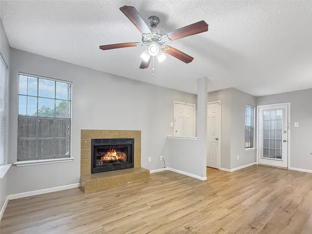 $1,350 | 25144 Budde Road, Unit 2, Spring, TX 77380