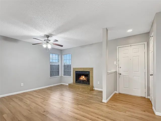 $1,350 | 25144 Budde Road, Unit 2, Spring, TX 77380