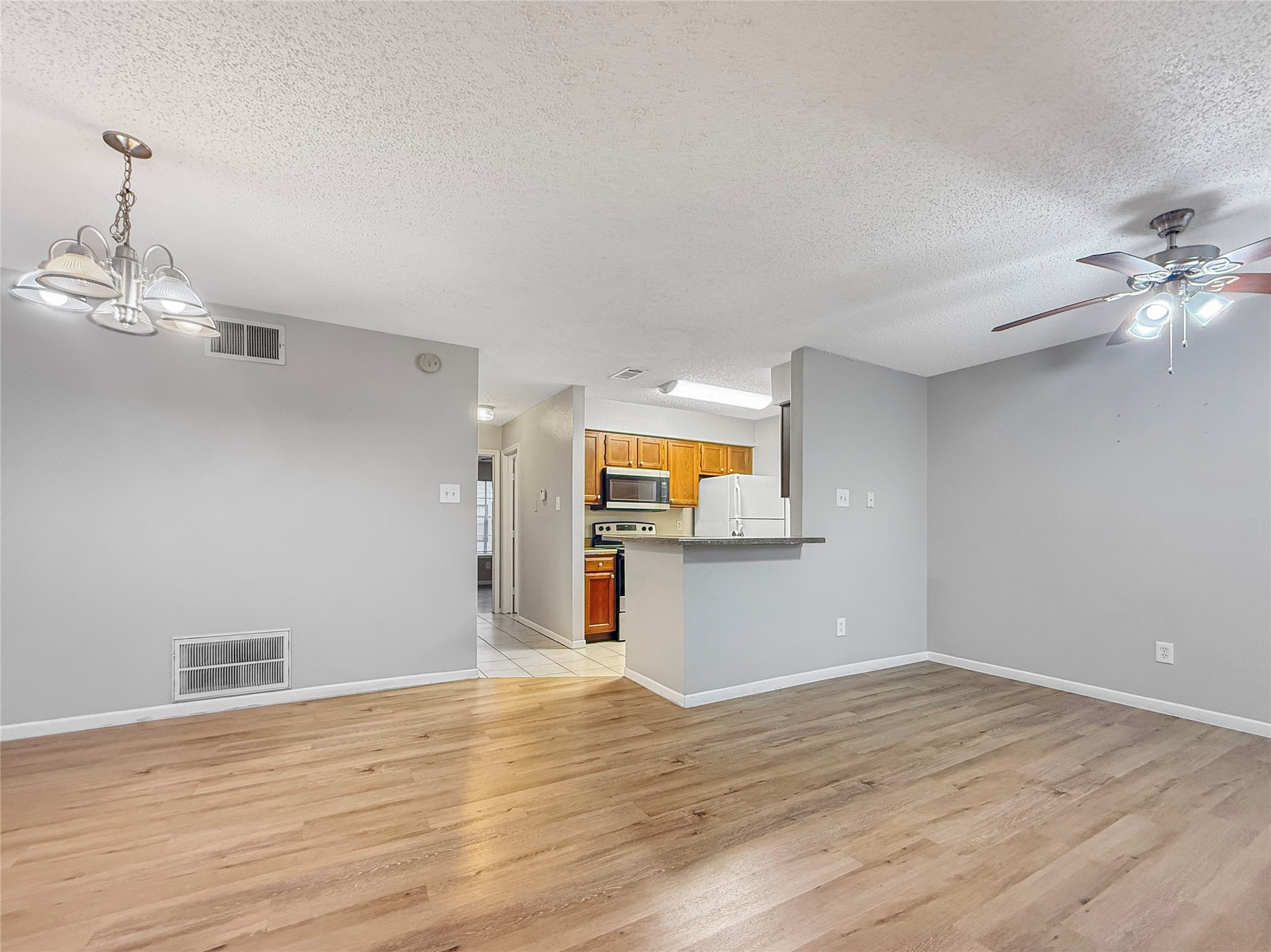 25144 Budde Road, Unit 2 Spring, TX 77380 - Photo 5 of 18