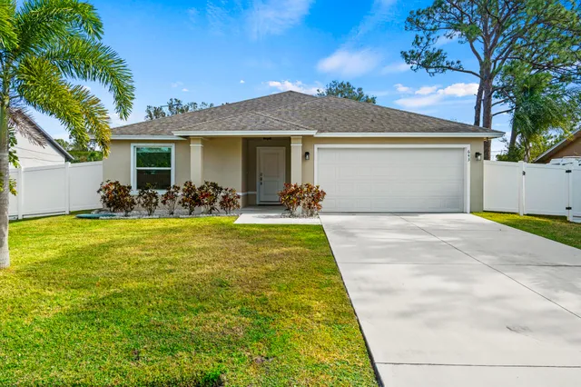 $415,000 | 643 Southwest Curry Street, Port St. Lucie, FL 34983