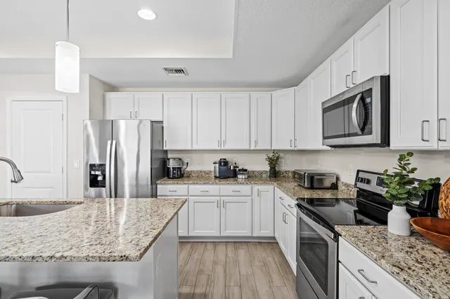 $415,000 | 643 Southwest Curry Street, Port St. Lucie, FL 34983