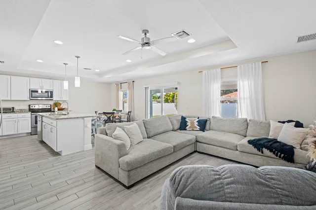 $415,000 | 643 Southwest Curry Street, Port St. Lucie, FL 34983