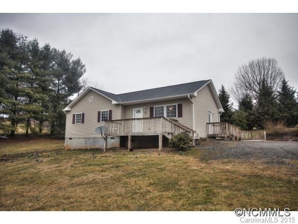 18 Barclay Road Candler, NC 28715 - Photo 1 of 14 Gallery Image 1