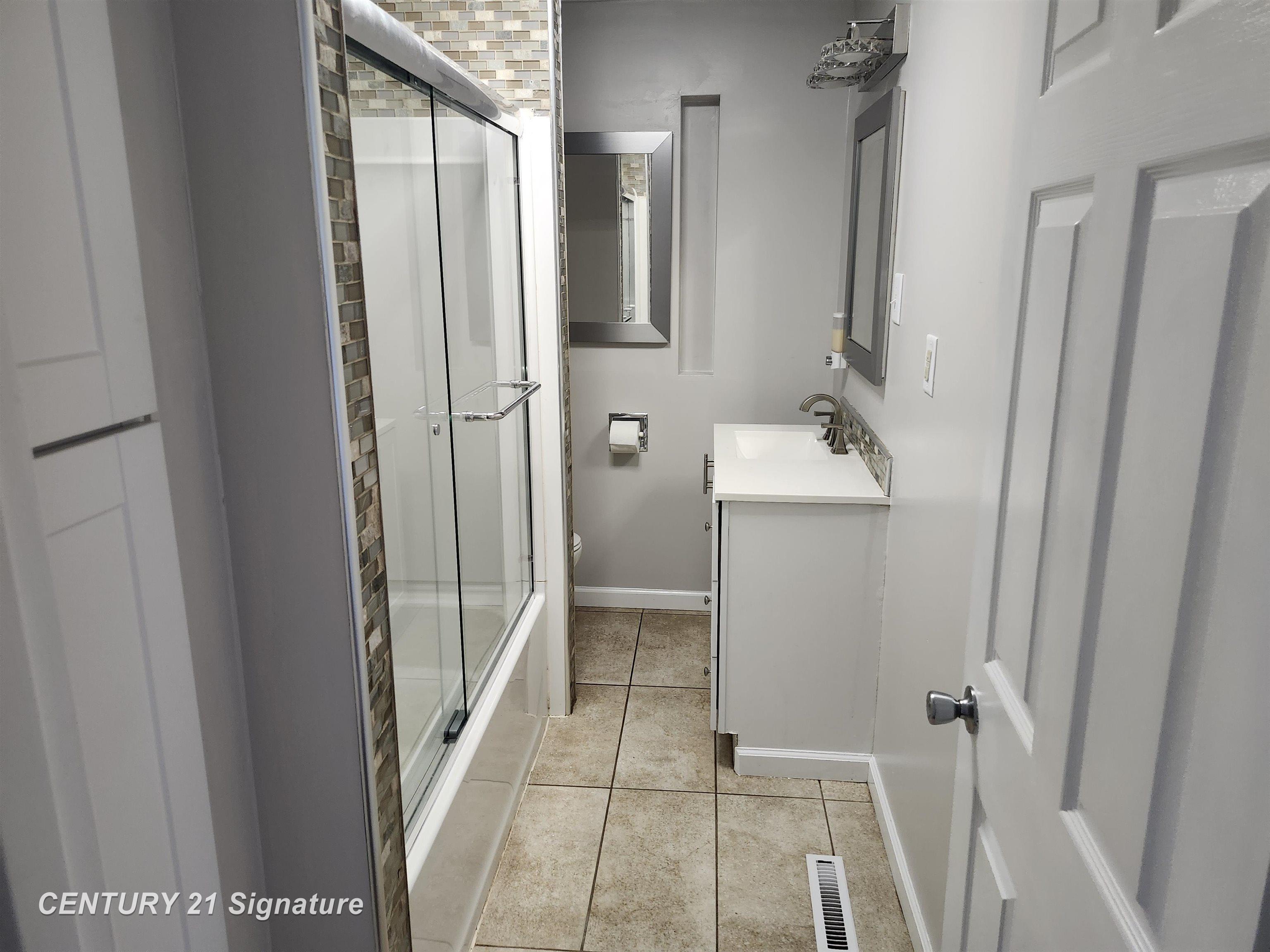 6288 Becker Road Saginaw, MI 48601 - Photo 16 of 22 Gallery Image 16