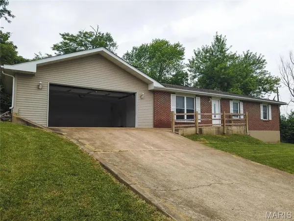 $170,000 | 298 Nicholson Drive, Potosi, MO 63664