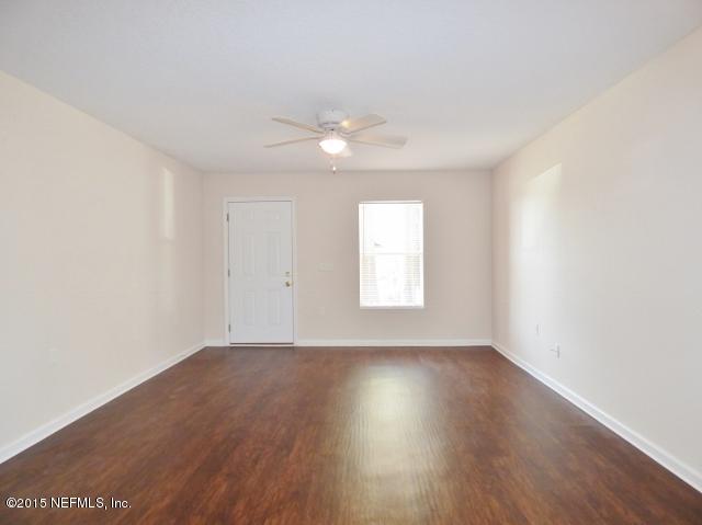 8211 Firetower Road Jacksonville, FL 32210 - Photo 2 of 9 2 (640x479)