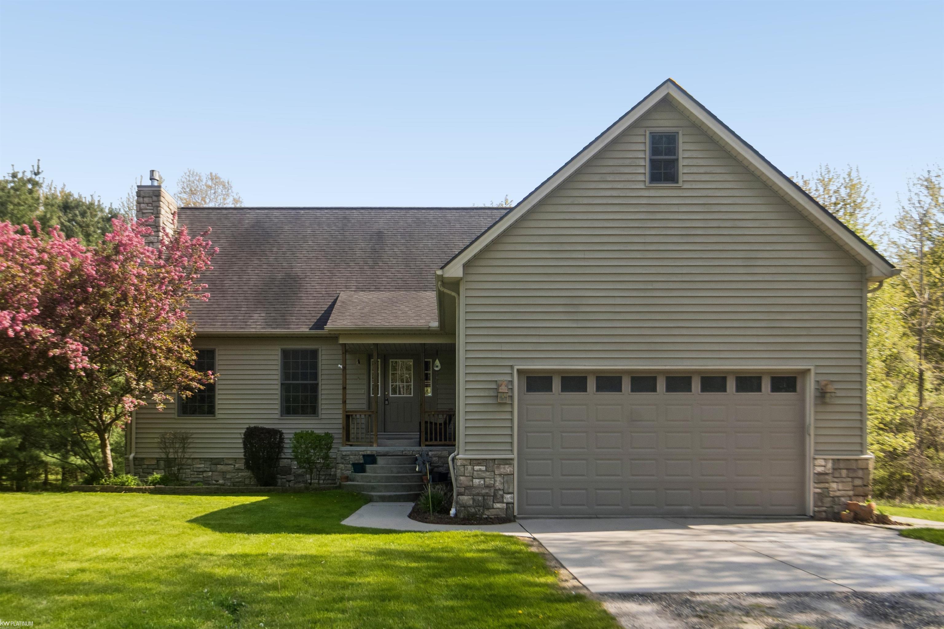 6527 Genaw Road Algonac, MI 48001 - Photo 37 of 45