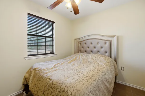 $135,000 | 90 Roatan Drive, Point Blank, TX 77364