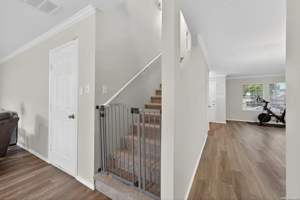 $300,000 | 217 Willow Run, Cibolo, TX 78108