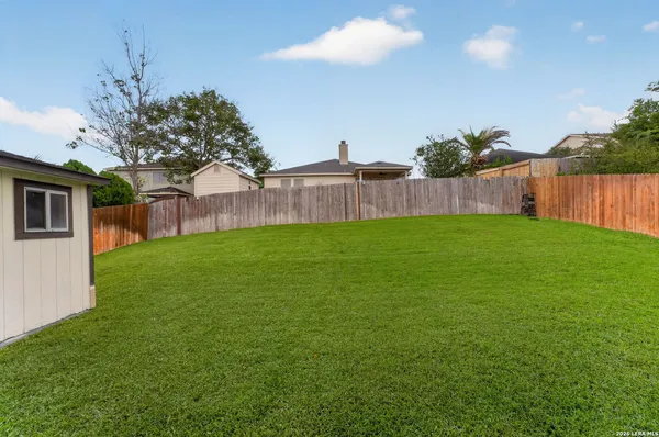 $300,000 | 217 Willow Run, Cibolo, TX 78108