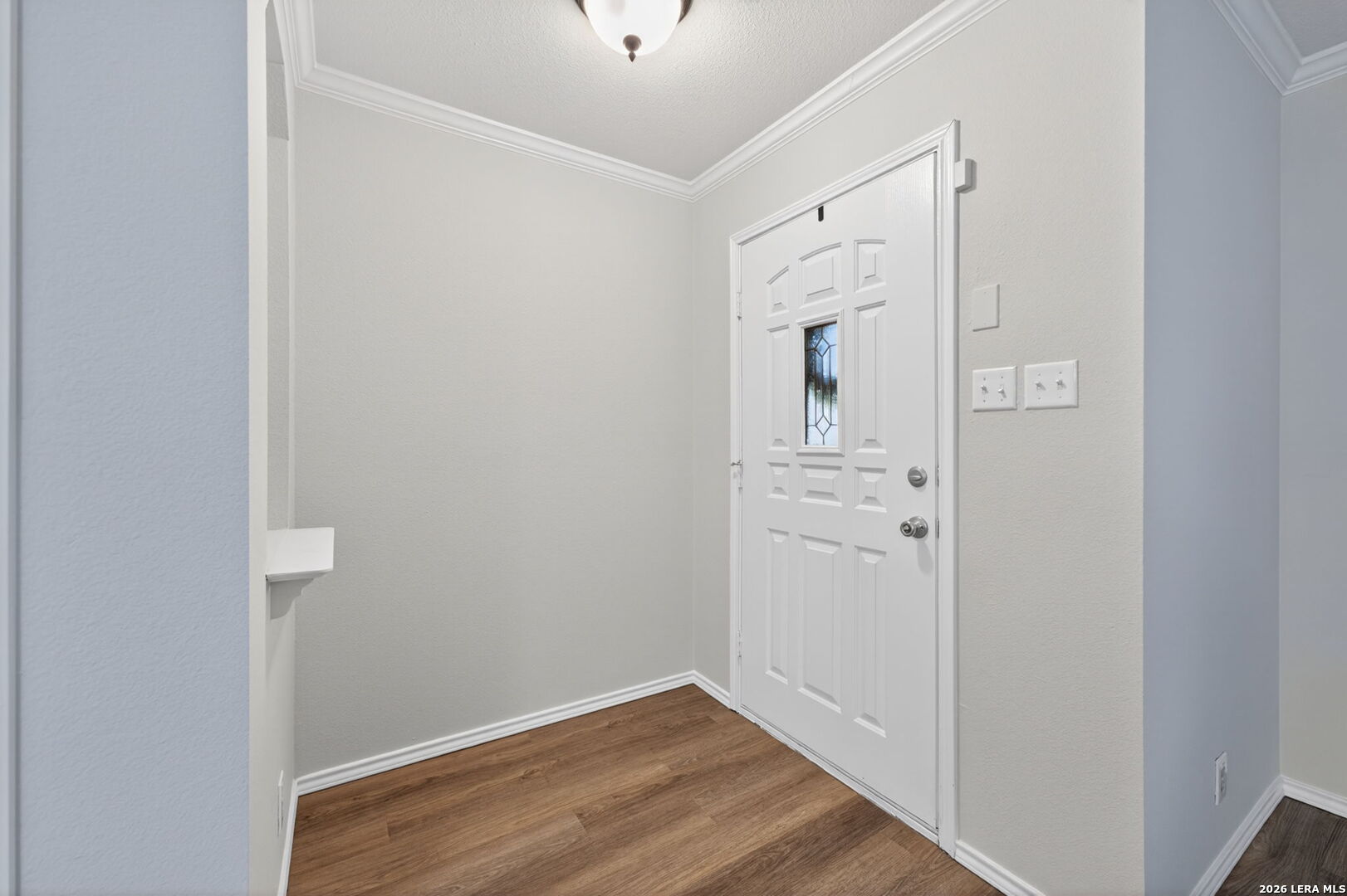 217 Willow Run Cibolo, TX 78108 - Photo 7 of 41 wooden floor in a gallery