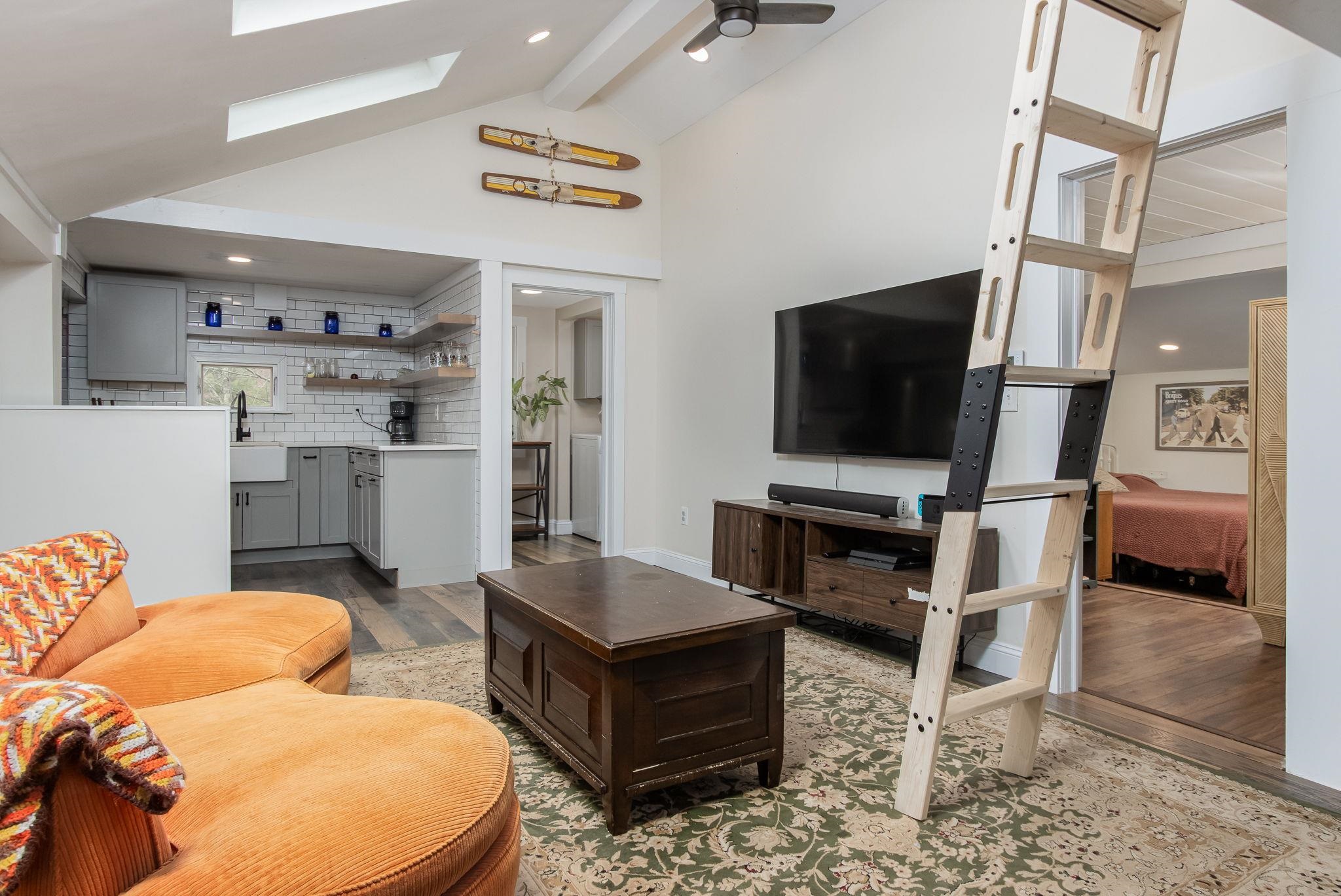 21 Hemlock Heights Road Atkinson, NH 03811 - Photo 13 of 41