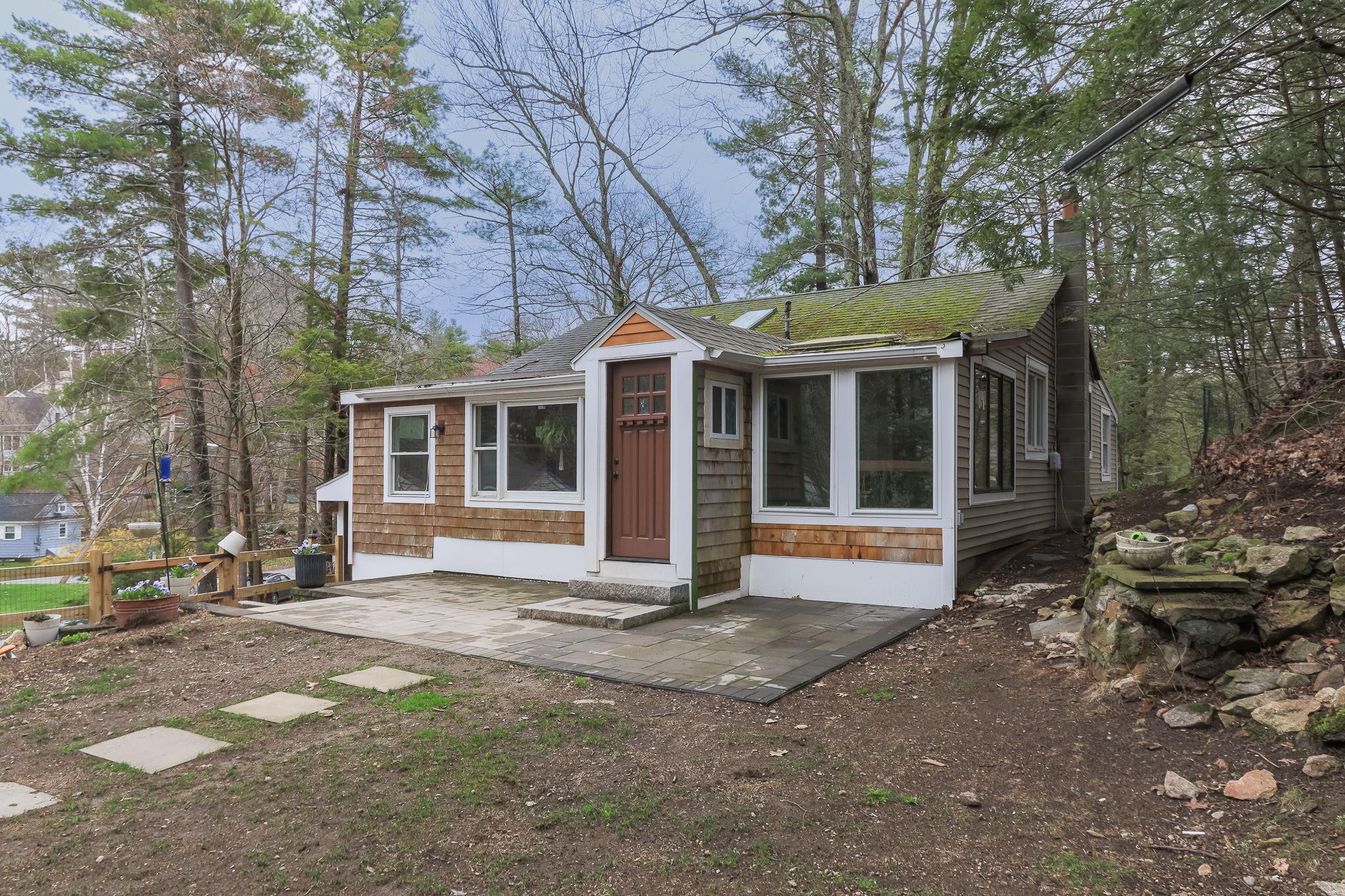 21 Hemlock Heights Road Atkinson, NH 03811 - Photo 4 of 41