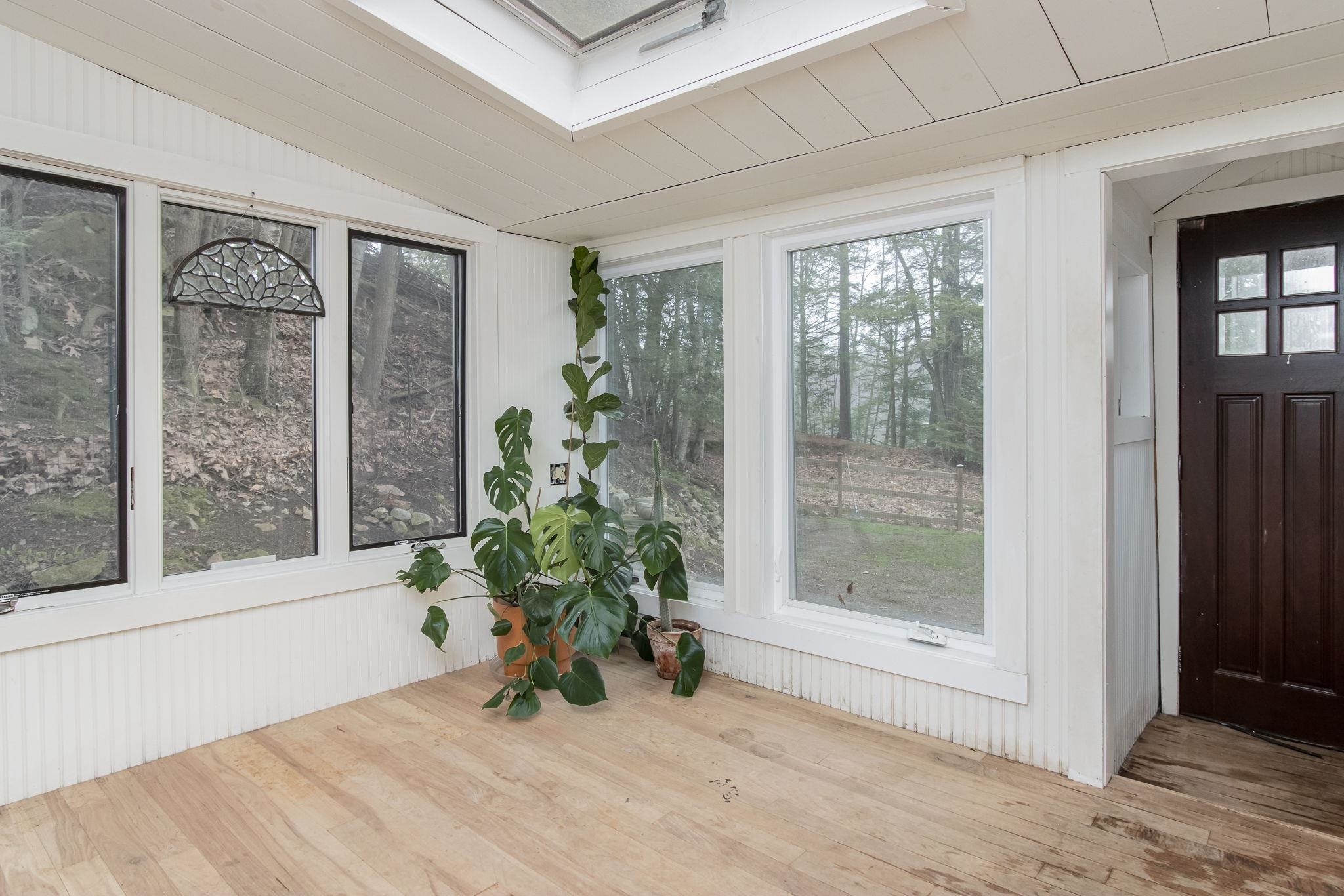 21 Hemlock Heights Road Atkinson, NH 03811 - Photo 9 of 41