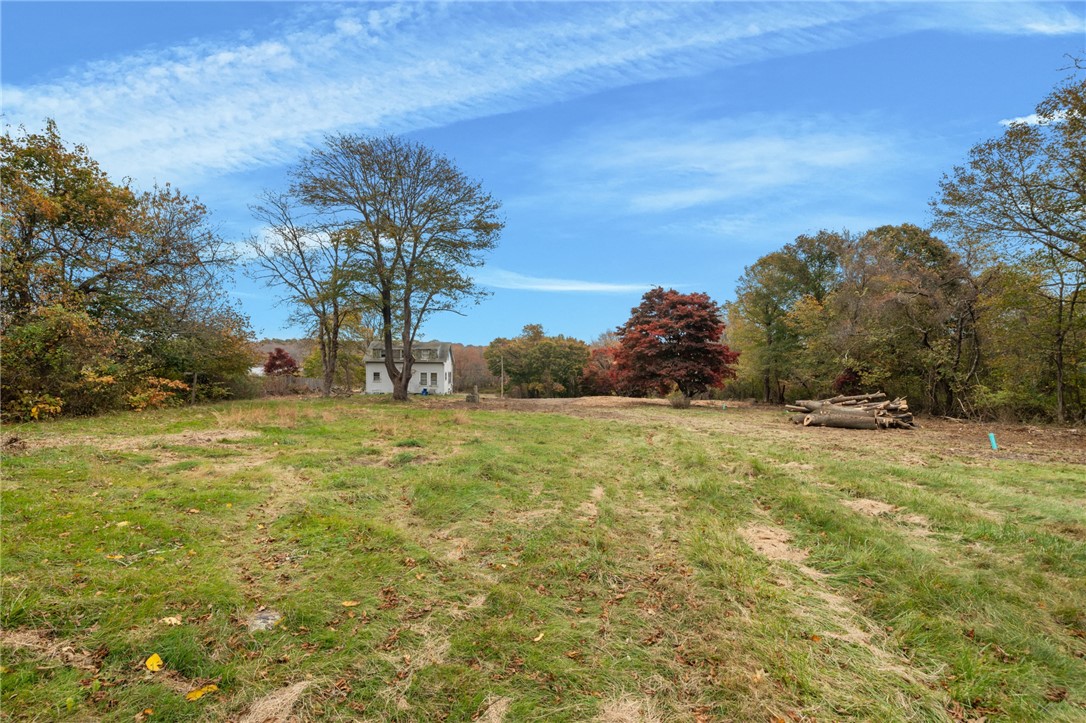 625 North Main Road Jamestown, RI 02835 - Photo 3 of 9