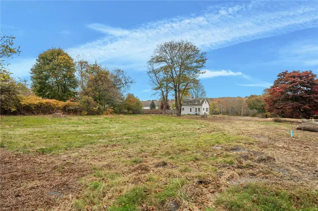 $689,900 | 625 North Main Road, Jamestown, RI 02835