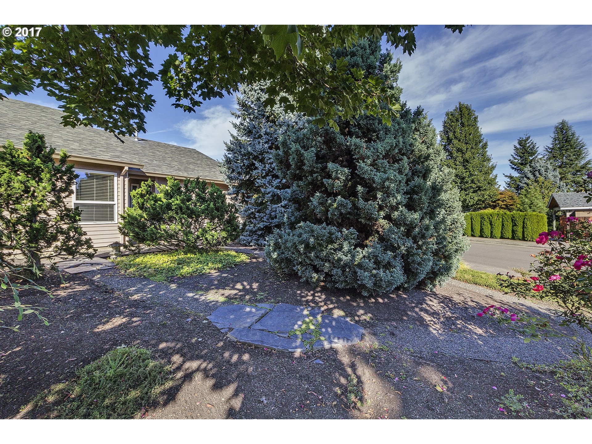 16165 Southwest 129th Terrace Tigard, OR 97224 - Photo 16 of 18 Front Yard