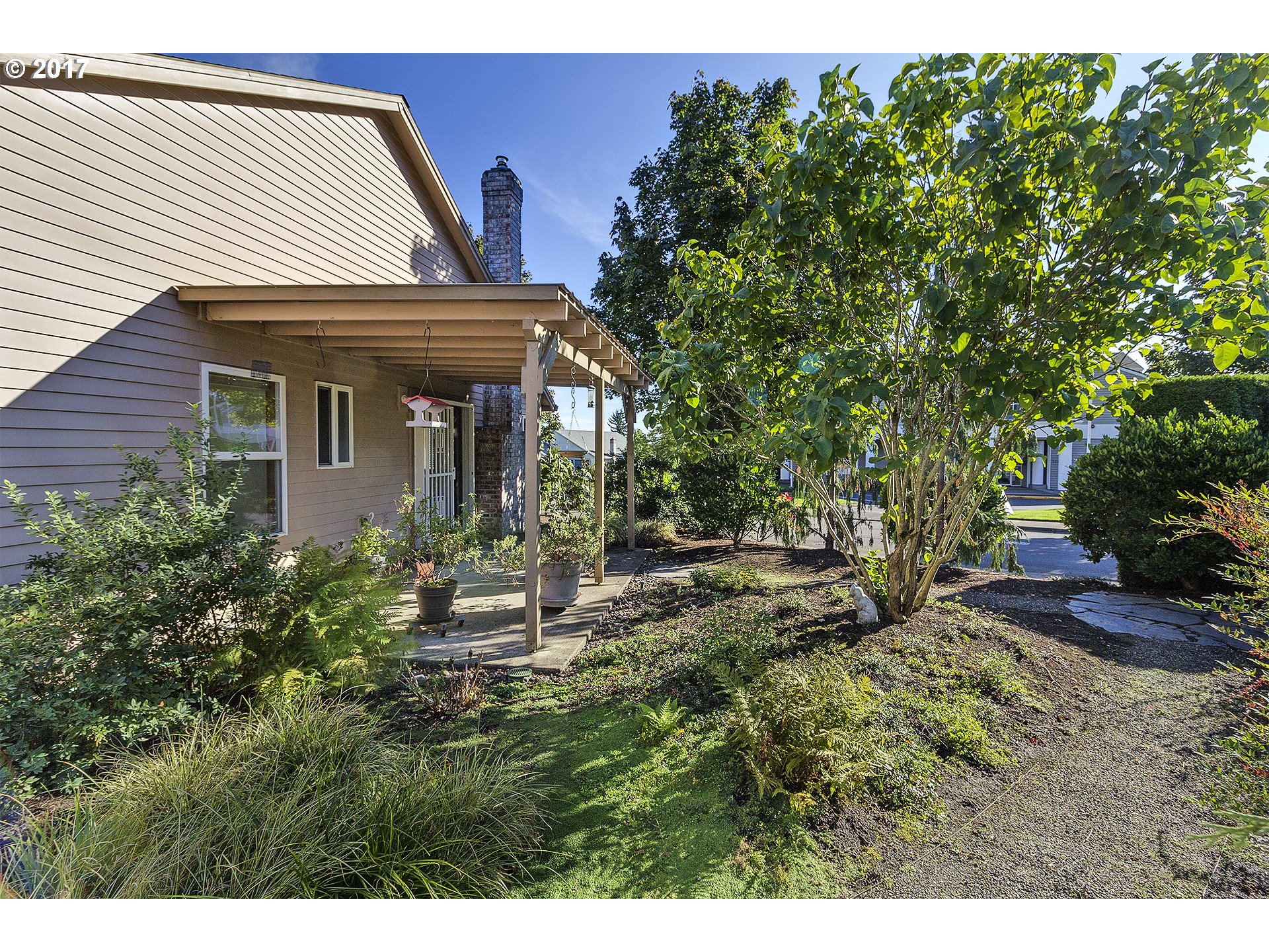 16165 Southwest 129th Terrace Tigard, OR 97224 - Photo 17 of 18 Yard